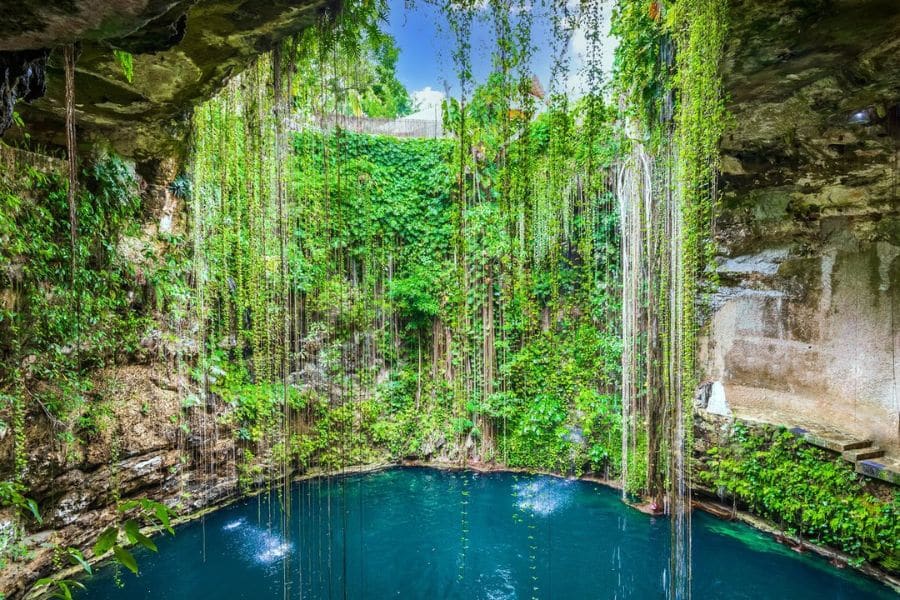 Chac Mool Cenote (1)